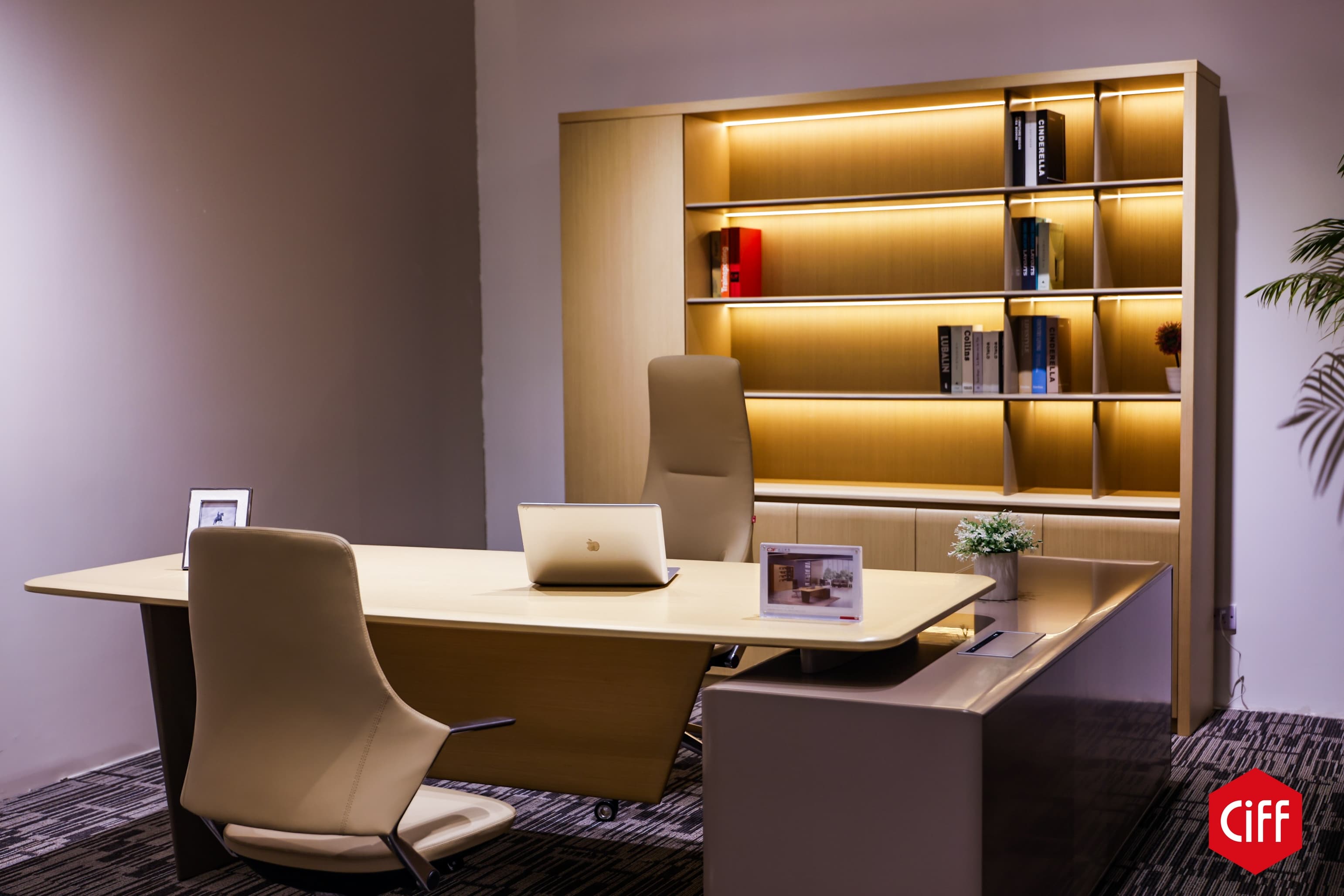 1辦公環(huán)境